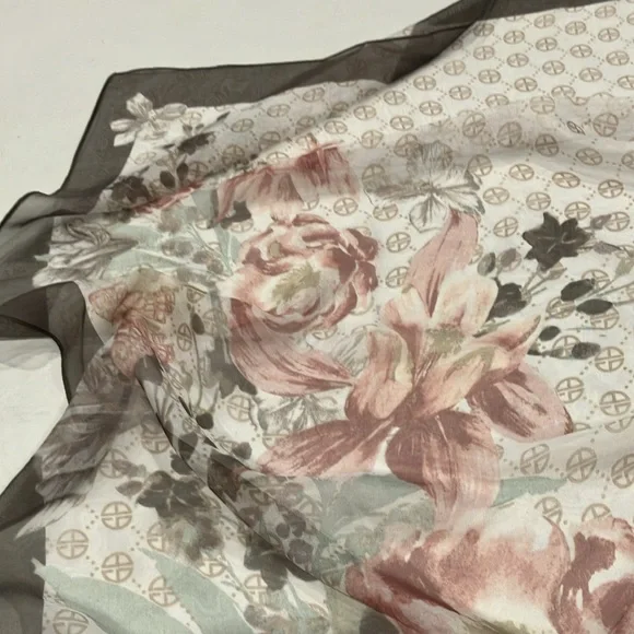 Giani Bernini | Pink & Gray Floral Scarf - Picture 5 of 11